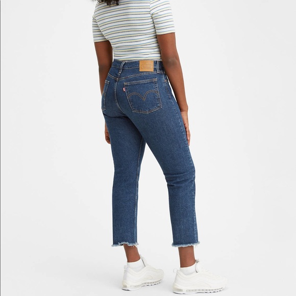 NWT Levi’s Premium Wedgie Straight Frayed Hem - Picture 2 of 7